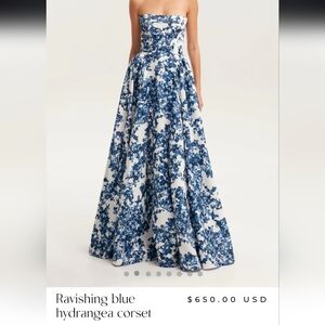 Elegant Blue Floral Strapless Dress